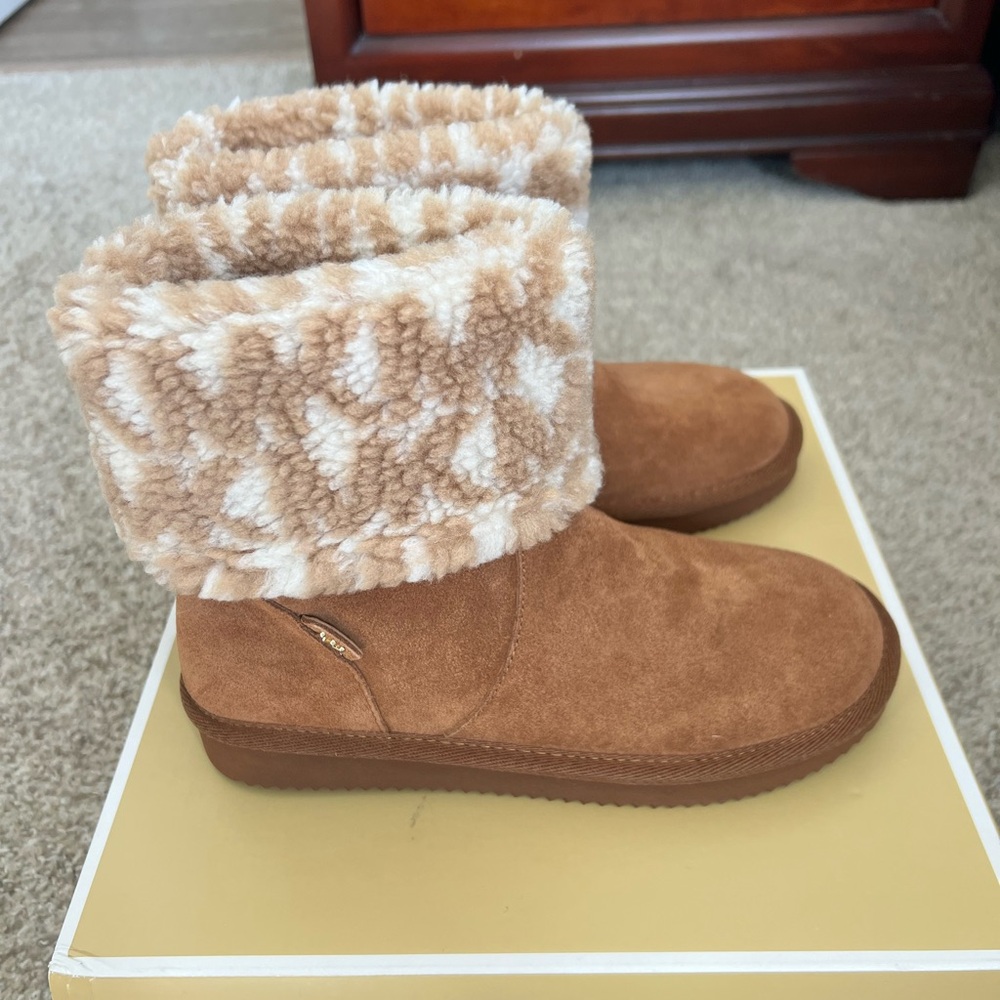 Michael Kors Julia Boot